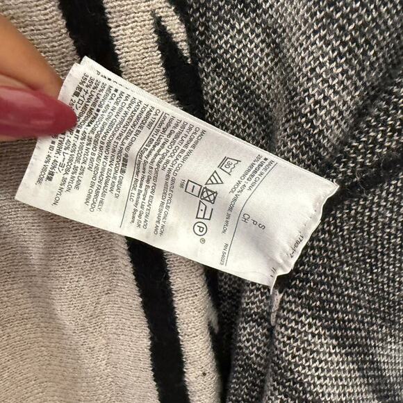 Banana Republic sz S aztec cream black southwest Shrug - Picture 5 of 10